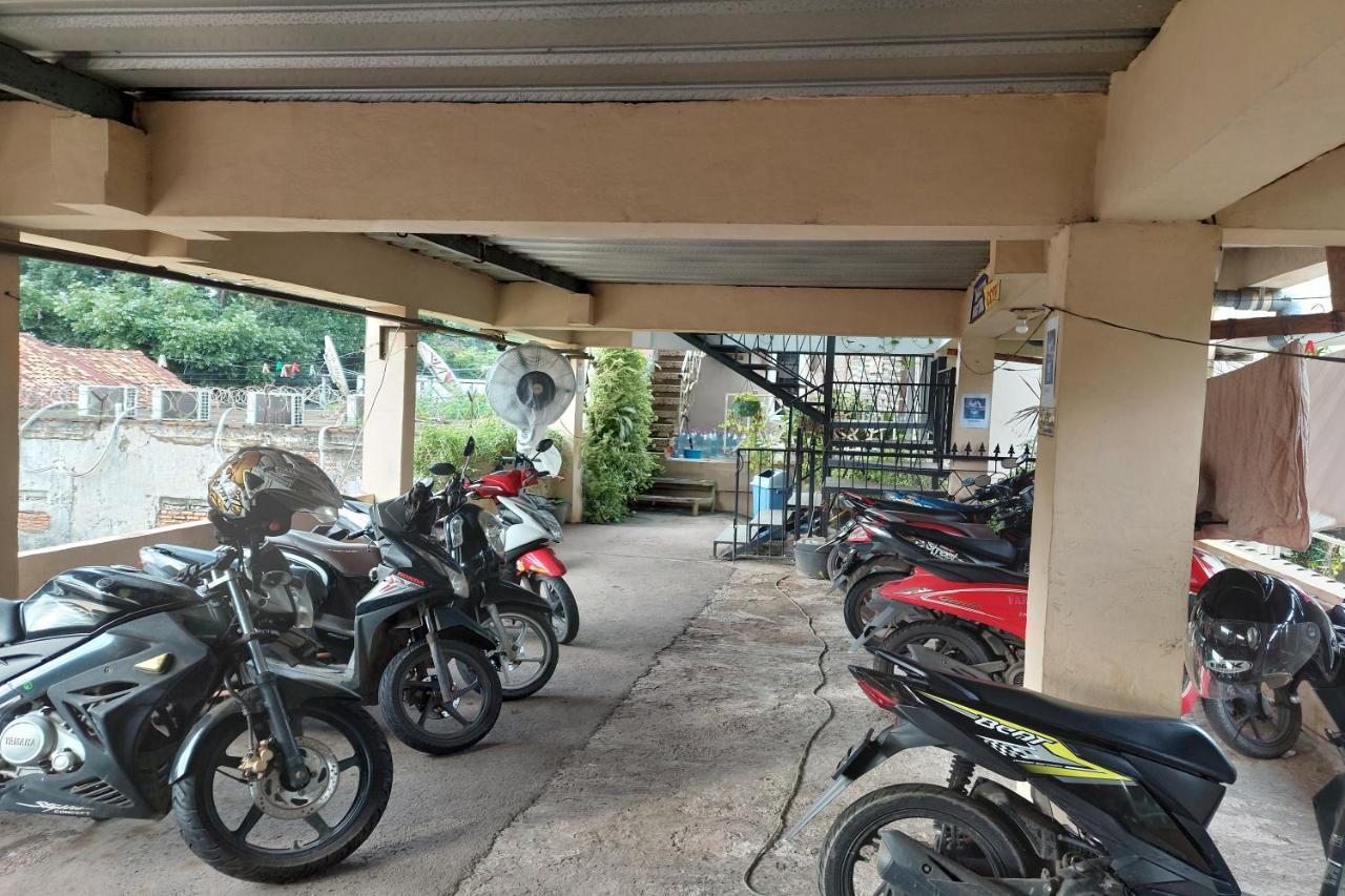 Pondok Sabaraya Haji Juanda Cikampek Purwakarta カラワン エクステリア 写真